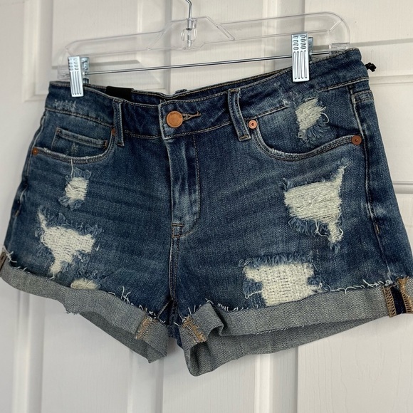 BLANK NYC The Fulton Distressed Roll Up Denim Jean Short NWT 27” - Picture 5 of 16